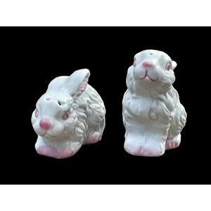 Vintage Bunny Rabbit Easter Salt & Pepper Shakers Ceramic Pink White 1980s